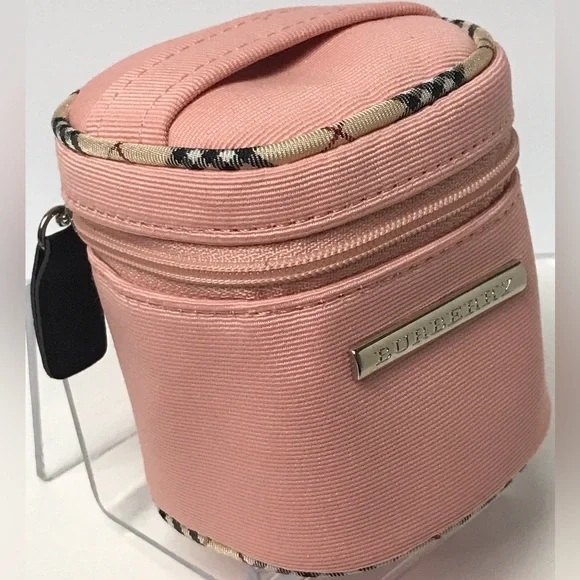 Burberry Mini Case/Pouch 😍👛